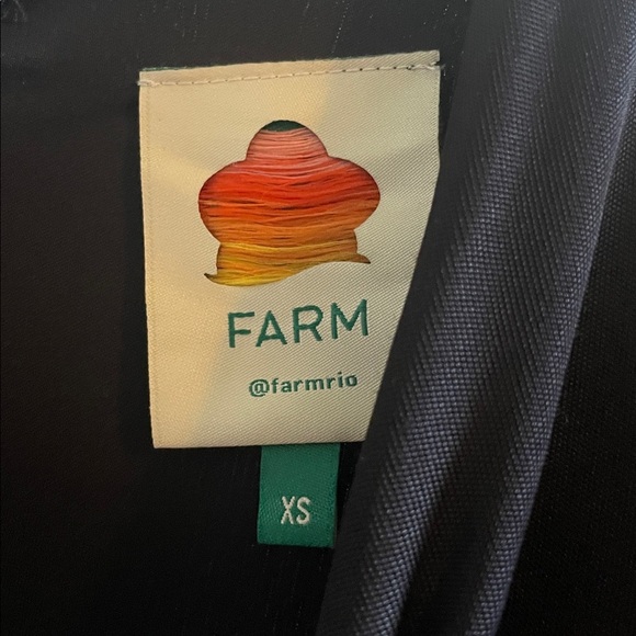 FARM Rio Pleated Keyhole Jumpsuit - Picture 5 of 7